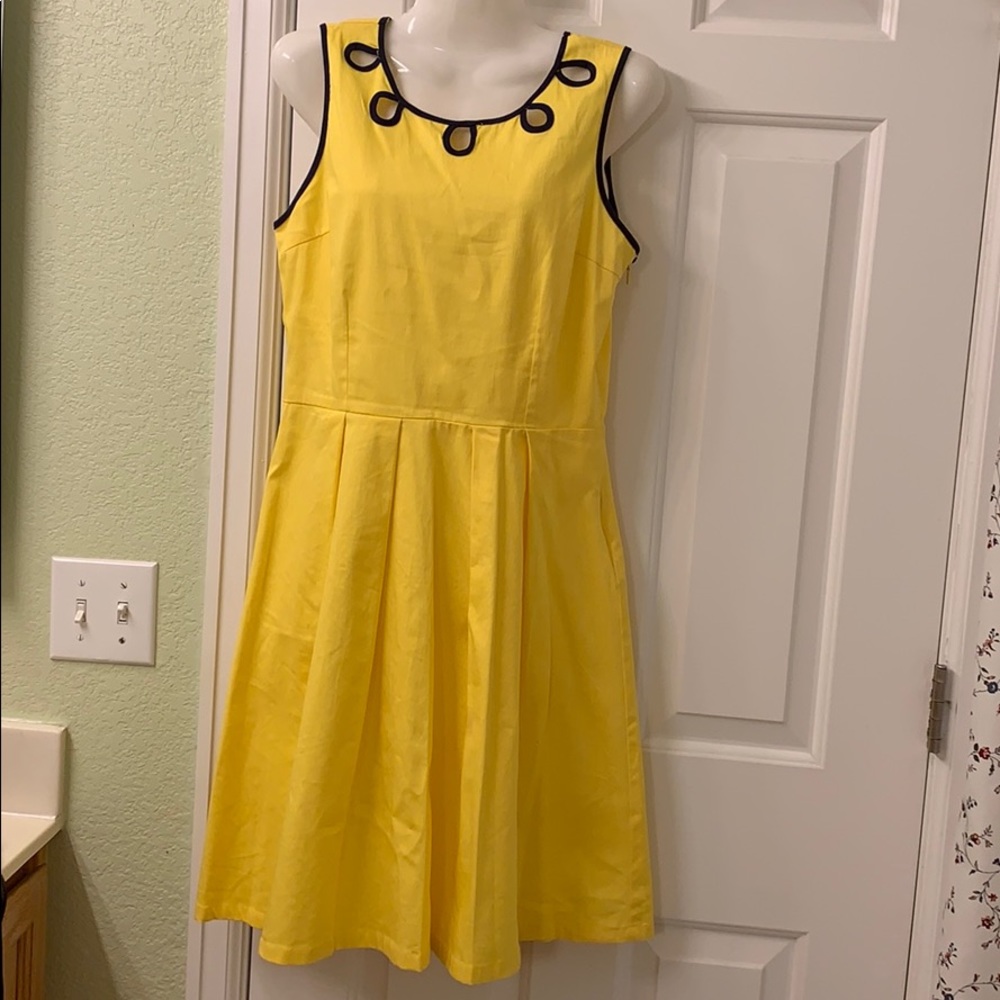 # 798 Amelia dress